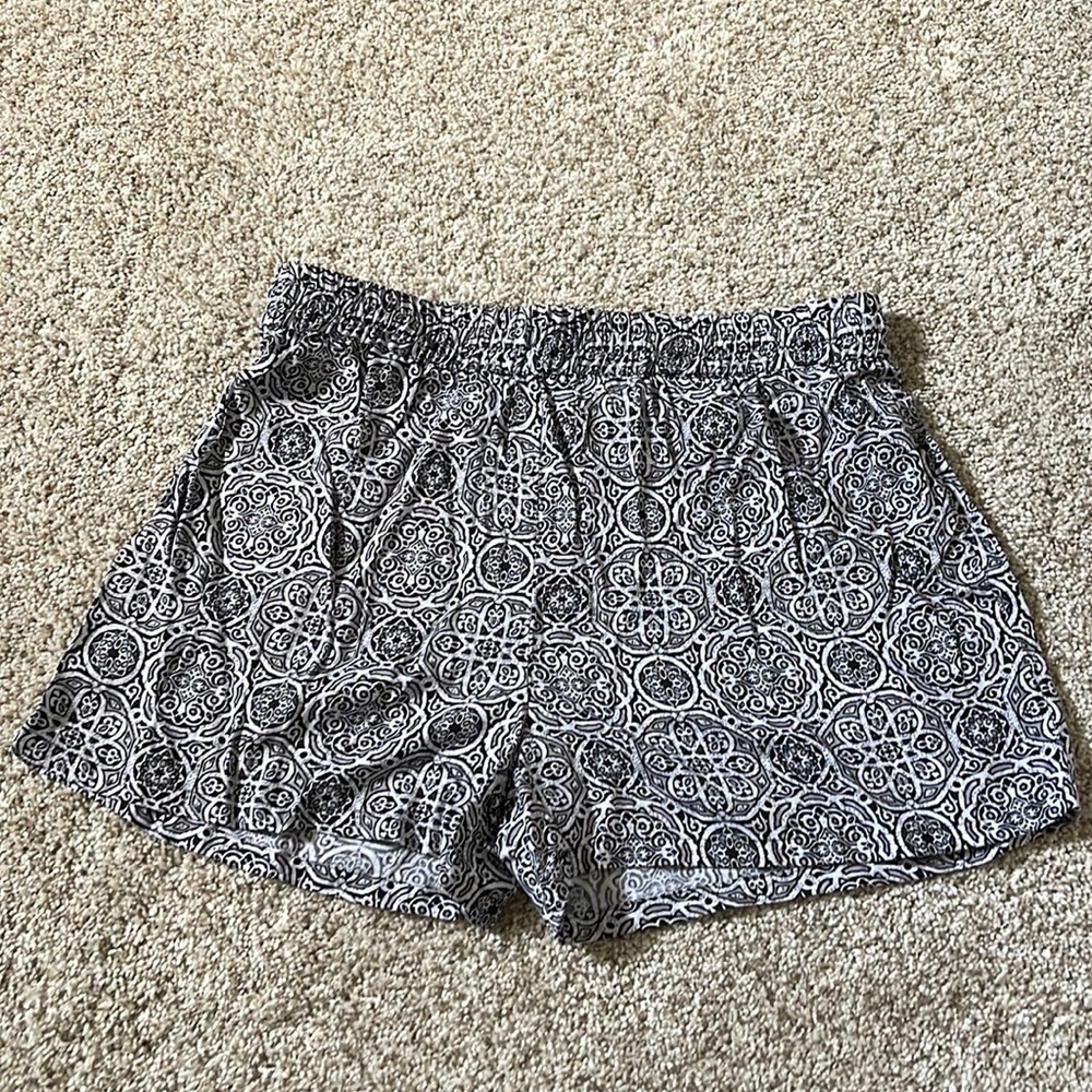 Black and White shorts. Size M